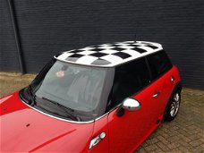 Mini Mini Cooper - 1.6 S Chili JOHN WORKS LEER NAVI AIRCO NIEUWE KOPPELING NETTE AUTO