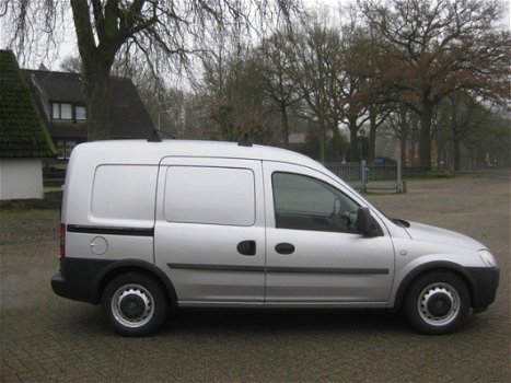 Opel Combo - 1.7 DTI combo van eerste eigenaar met portiervergrendeling op afstandsbediening - 1