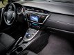 Toyota Auris Touring Sports - 1.8 Hybrid Lease Panoramadak / Navigatie / PDC / Keyless - 1 - Thumbnail