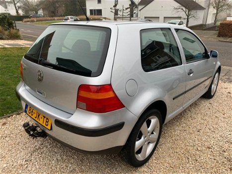 Volkswagen Golf - 1.4-16V Nieuwe APK/17