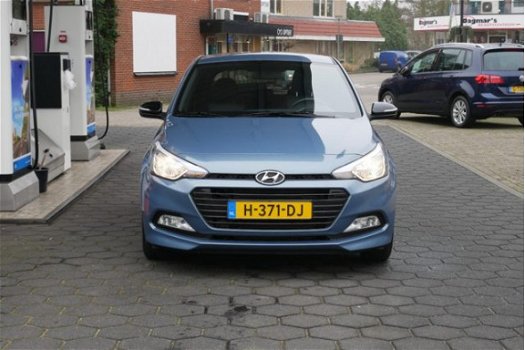 Hyundai i20 - 1.2 HP PASSION *Airco//Lm - 1