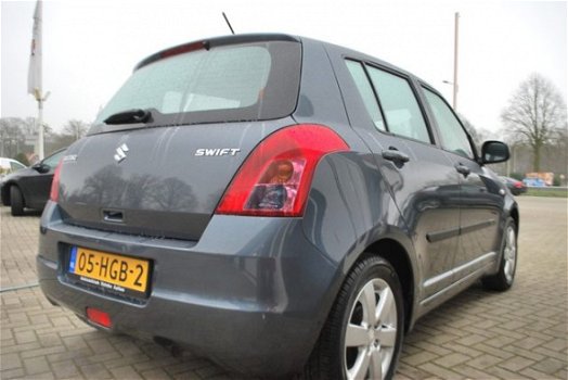 Suzuki Swift - 1.3i shogun Airco LM Perfekte staat - 1