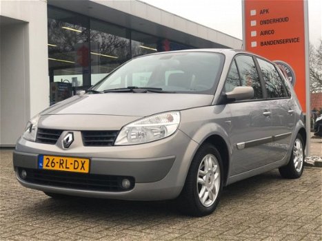 Renault Scénic - Scenic SCÉNIC 1.6-16V Privilege Luxe Lage km-stand - 1