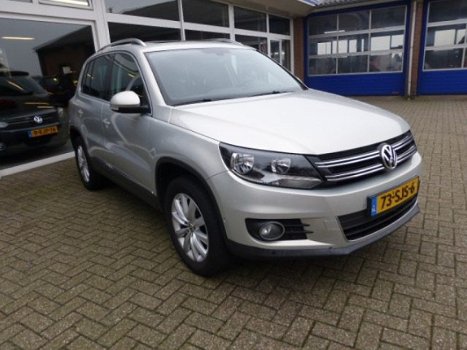 Volkswagen Tiguan - 1.4 TSI SportenStyle 5 Drs SUV, Panorama, Navi, Lichtm, - 1