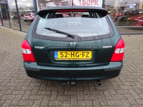 Mazda 323 Fastbreak - 2.0i Touring , Airco, Dealeronderhouden, Eerste eigenaar - 1