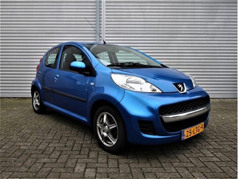 Peugeot 107 - 1