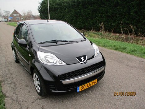 Peugeot 107 - 1.0-12V XS 5 Drs met Airco - 1