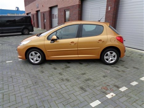 Peugeot 207 - 1.4-16V XS Pack Airco 140DKM NAP 5-DRS - 1