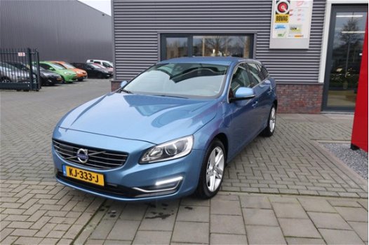 Volvo V60 - 2.4 D6 AWD Plug-In Hybrid Summum EXCL. BTW. Navigatie / Cruise / Airco / incl. BTW 17484 - 1