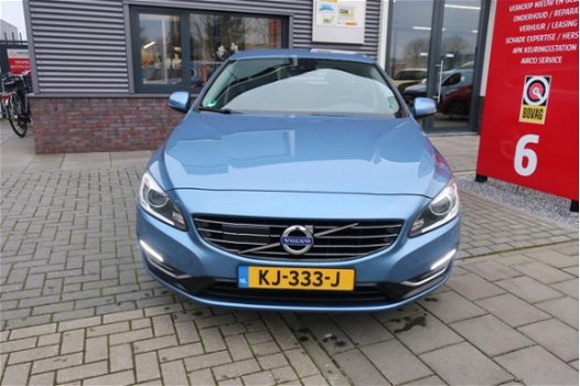 Volvo V60 - 2.4 D6 AWD Plug-In Hybrid Summum EXCL. BTW. Navigatie / Cruise / Airco / incl. BTW 17484 - 1