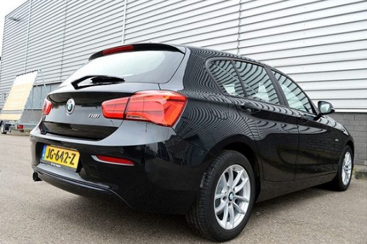 BMW 1-serie - 118i Centennial Executive Sport-Line RIJKLAAR PRIJS-GARANTIE Navigatie Sport Interieur - 1