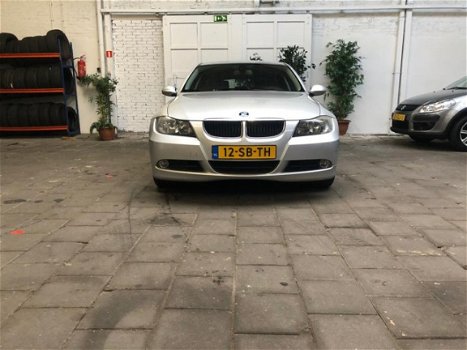 BMW 3-serie Touring - 320d High Executive *Aut*NAV*APK - 1