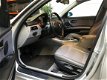 BMW 3-serie Touring - 320d High Executive *Aut*NAV*APK - 1 - Thumbnail