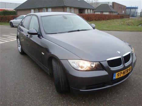 BMW 3-serie - 320i executive airco navi - 1