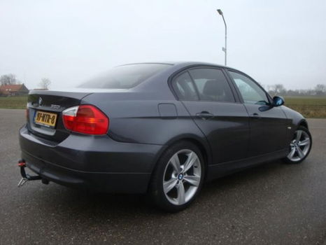 BMW 3-serie - 320i executive airco navi - 1