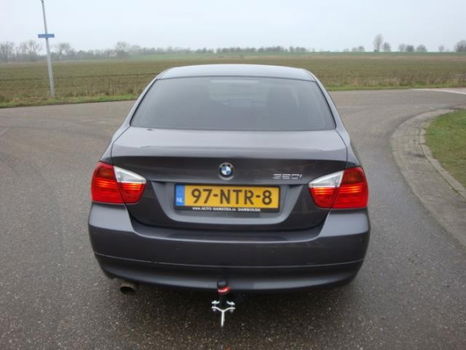 BMW 3-serie - 320i executive airco navi - 1