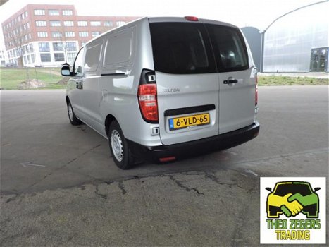 Hyundai H 300 - H-1 Travel 2.5 CRDI VGT Active - 1