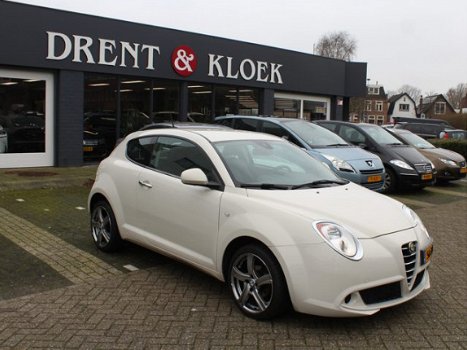 Alfa Romeo MiTo - 0.9 TwinAir Distinctive ZWART LEER / NAVIGATIE / CLIMATE CONTROL - 1