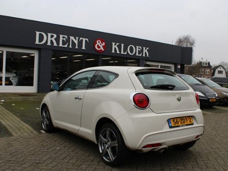 Alfa Romeo MiTo - 0.9 TwinAir Distinctive ZWART LEER / NAVIGATIE / CLIMATE CONTROL - 1