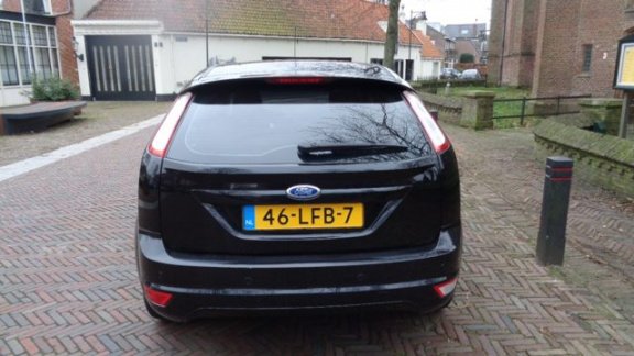 Ford Focus - 1.8 16V 125PK 5d RIJKLAAR PRIJS - 1