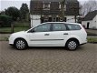 Ford Focus Wagon - 1.6 TDCI Champion - 1 - Thumbnail