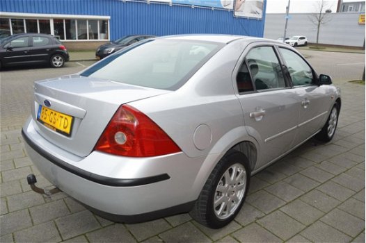 Ford Mondeo - 1.8-16V First Edition Airco I Trekhaak - 1