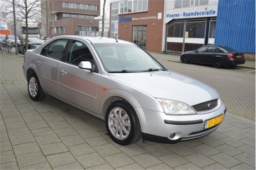 Ford Mondeo - 1.8-16V First Edition Airco I Trekhaak - 1