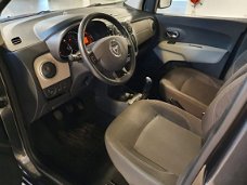 Dacia Lodgy - 1.2 TCe Prestige 7p. EERSTE EIGENAAR NAVI LM VELGEN TREKHAAK TEL AIRCO PARKEERSENSOR