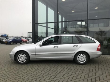 Mercedes-Benz C-klasse Combi - 180 K. Classic PDC 2X * Navi * NAP * Trekhaak - 1