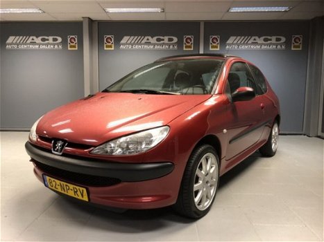 Peugeot 206 - 1.4 X-line / AUTOMAAT / SCHUIFDAK / RIJKLAARPRIJS - 1