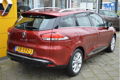 Renault Clio Estate - TCe 90 Intens | Navi | ECC | PDC |Keyless Entry | LED verlichting | Nieuwprijs - 1 - Thumbnail