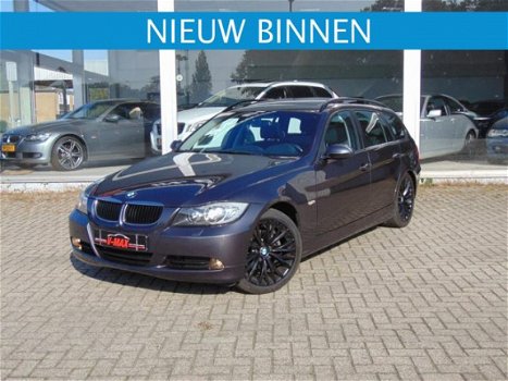 BMW 3-serie Touring - 320 320i High Exec Nap Leder Panorama Navi Xenon - 1