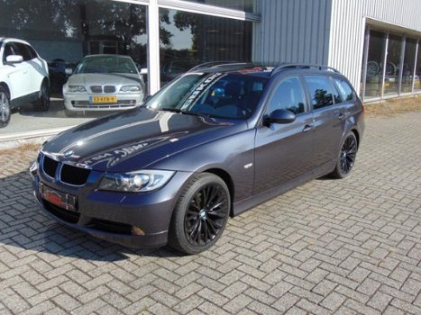 BMW 3-serie Touring - 320 320i High Exec Nap Leder Panorama Navi Xenon - 1