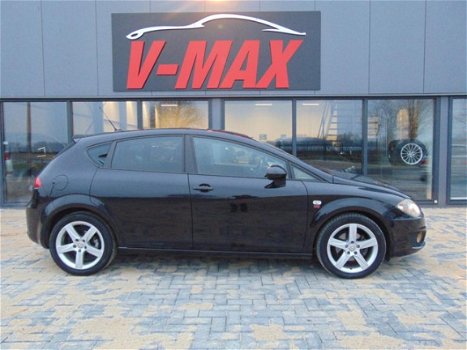 Seat Leon - 1.8 TSI DSG Business High Nap Xenon Navi Clima Cruise - 1