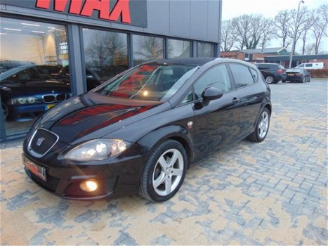 Seat Leon - 1.8 TSI DSG Business High Nap Xenon Navi Clima Cruise - 1