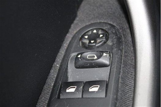 Peugeot 308 SW - 1.6 HDiF X-Line Euro 4 airco, radio cd speler, elektrische ramen, trekhaak, apk tot - 1