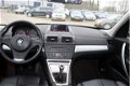 BMW X3 - 2.0i Executive Anniversary Deze auto moet nog gereinigd worden. navigatie, radio cd speler - 1 - Thumbnail