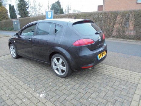 Seat Leon - 2.0 FSI Stylance - 1