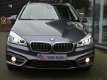 BMW 2-serie Active Tourer - 220i Aut.High Exe Luxury-line Leder Pano.dak Trekhaak Head-up Nav.plus 1 - 1 - Thumbnail