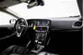 Volvo V40 - 2.0 D4 Summum Navi Leer 18 Inch Trekhaak - 1 - Thumbnail