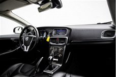 Volvo V40 - 2.0 D4 Summum Navi Leer 18 Inch Trekhaak