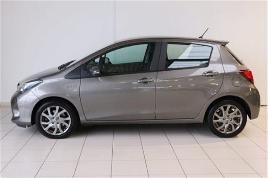 Toyota Yaris - 1.5 Hybrid Dynamic Navigatie|Parkeercamera | Keyless enty - 1