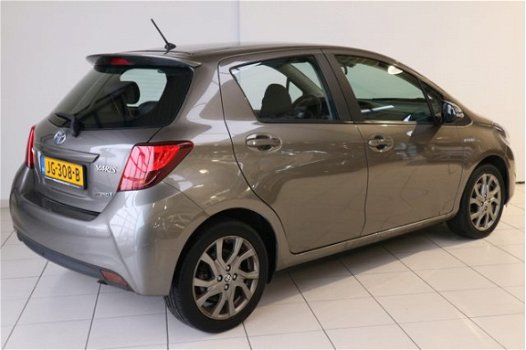 Toyota Yaris - 1.5 Hybrid Dynamic Navigatie|Parkeercamera | Keyless enty - 1