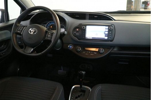 Toyota Yaris - 1.5 Hybrid Dynamic Navigatie|Parkeercamera | Keyless enty - 1