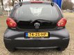 Toyota Aygo - 1.0i-12V 5DR AIRCO ELECTR.RAMEN C.SLOT OP AFSTAND DEALER-ONDERHOUDEN MET ONDERHOUDSHIS - 1 - Thumbnail