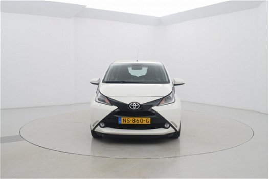 Toyota Aygo - 1.0 VVT-i x-play 5drs - 1