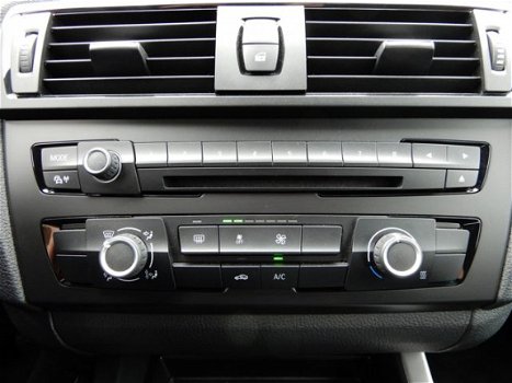 BMW 1-serie - 116i Business | Navigatie | Bluetooth | USB | Cruise Control - 1
