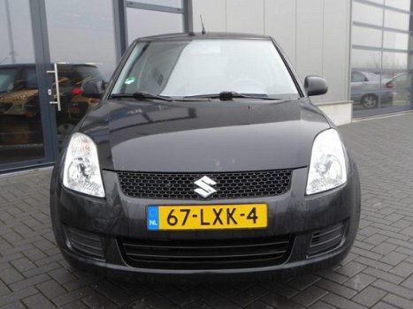 Suzuki Swift - 1.3 Base 3drs. Airco - 1