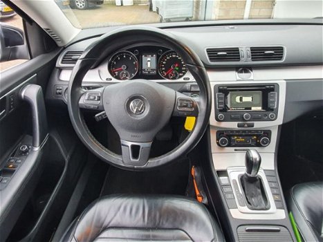 Volkswagen Passat Variant - 1.4 TSI BMT HIGHLINE DSG LEER - 1