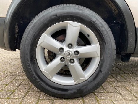 Nissan Qashqai - 1.6i 16V VISIA LOOK | RIJKLAARPRIJS | TREKHAAK | DEALERONDERHOUDEN - 1